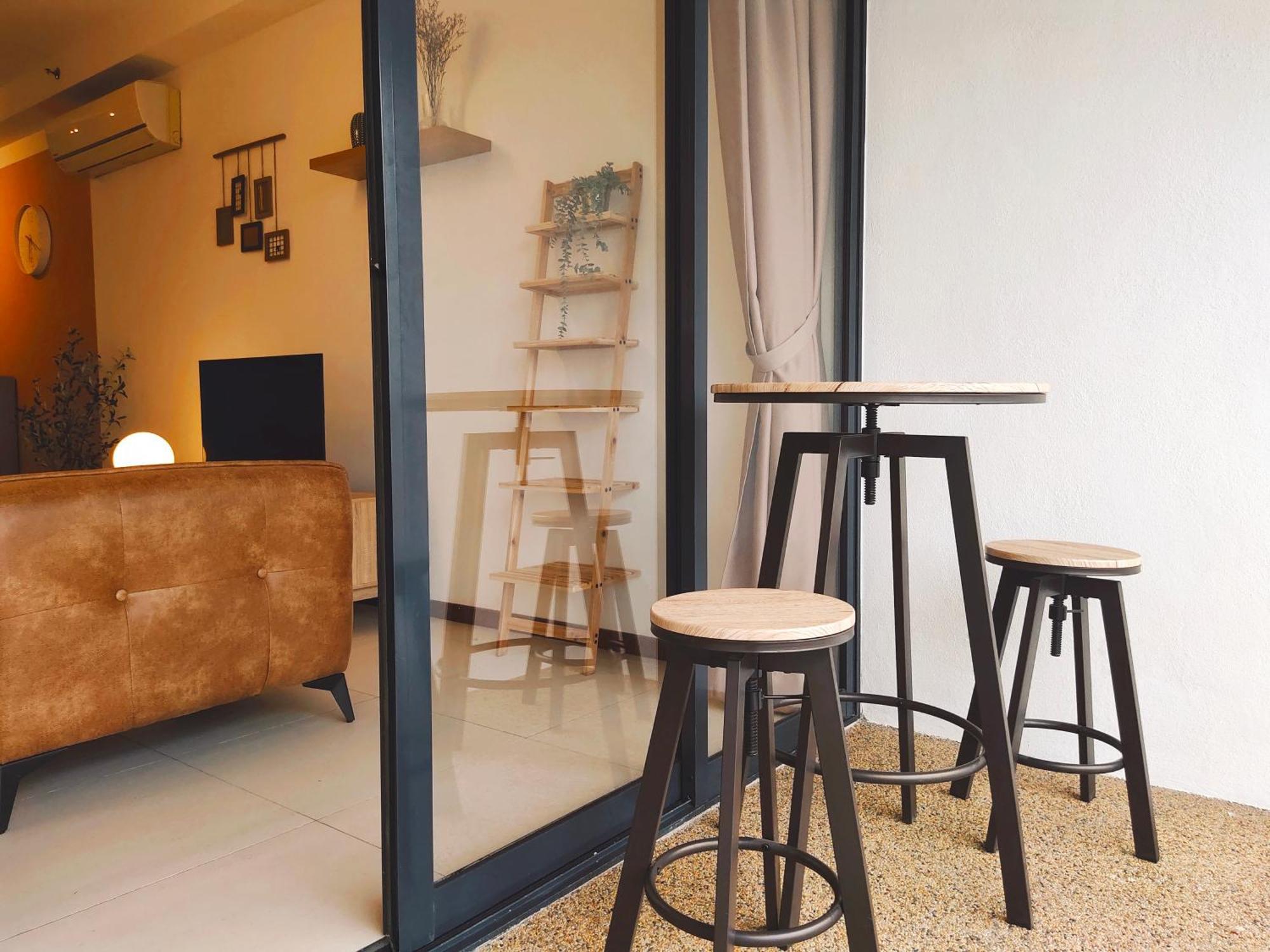 The Landmark By Katana 3Br To 4Br Luxury Seaview Landmark Homestay At Gurney 15-16Pax 无敌海景套房 Tanjung Tokong Bagian luar foto
