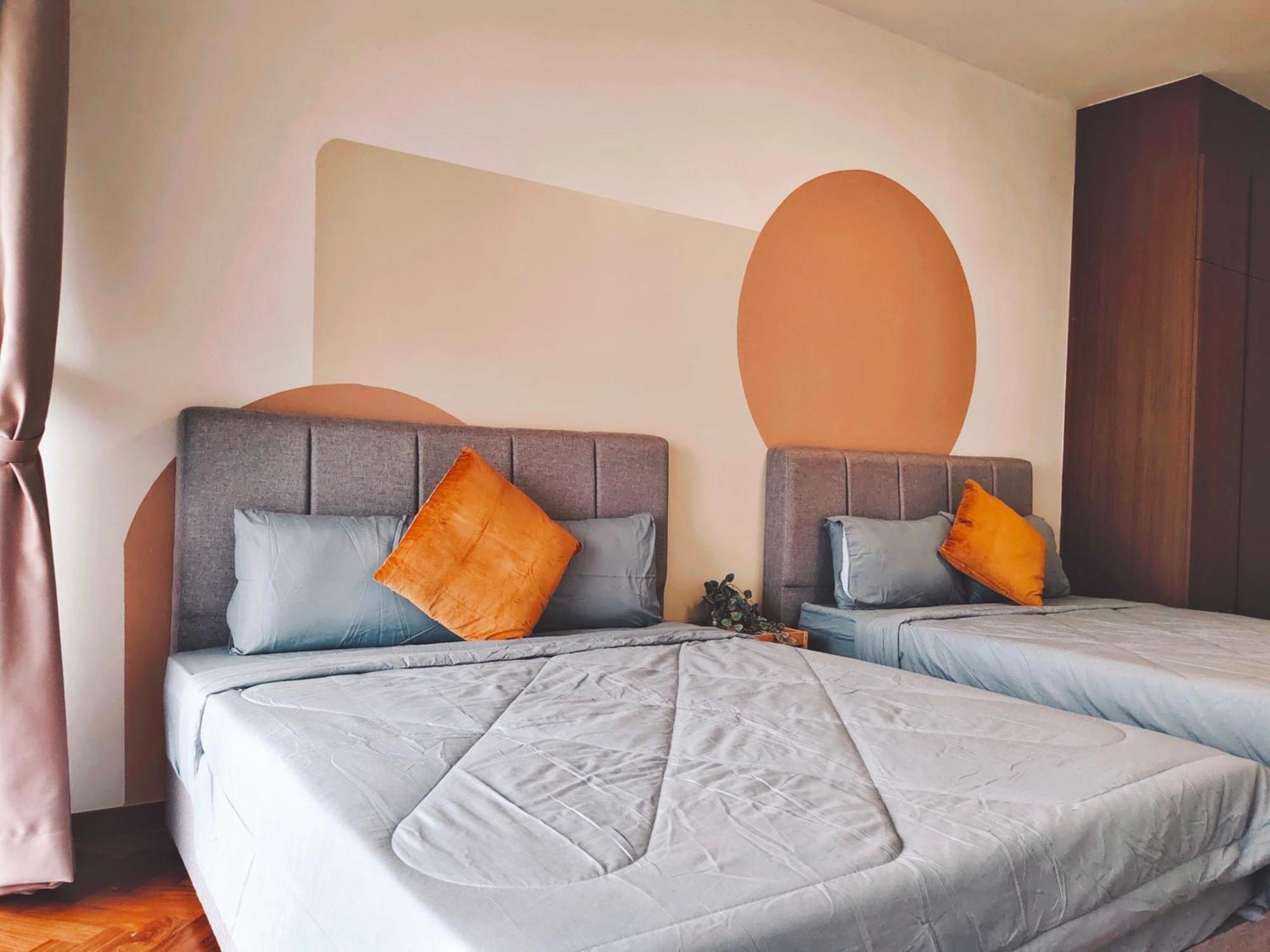 The Landmark By Katana 3Br To 4Br Luxury Seaview Landmark Homestay At Gurney 15-16Pax 无敌海景套房 Tanjung Tokong Bagian luar foto