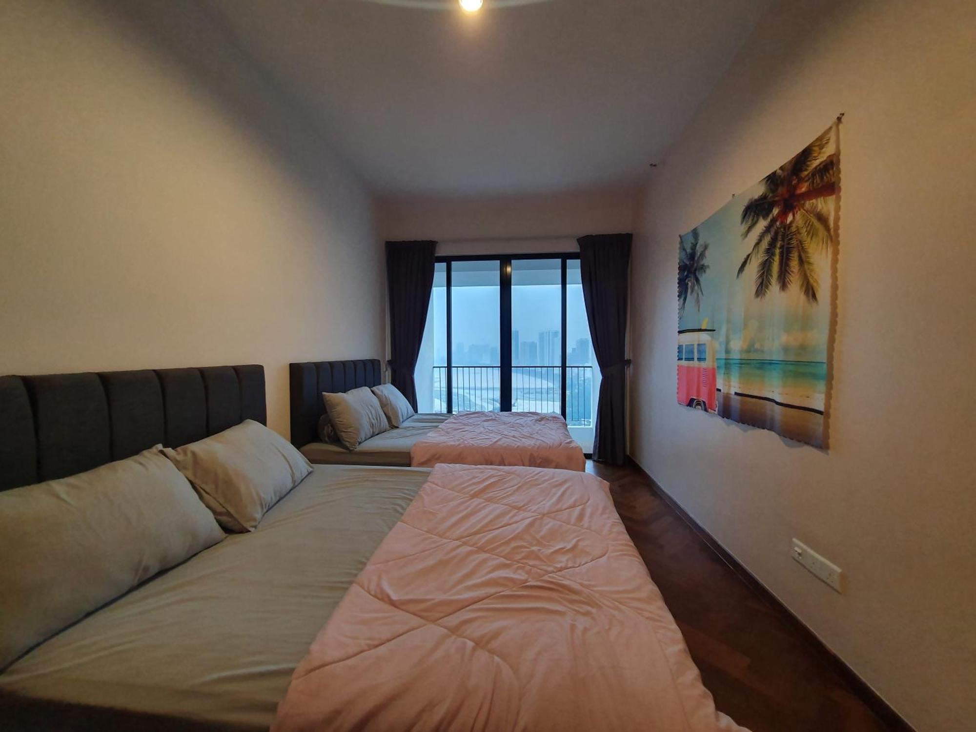 The Landmark By Katana 3Br To 4Br Luxury Seaview Landmark Homestay At Gurney 15-16Pax 无敌海景套房 Tanjung Tokong Bagian luar foto