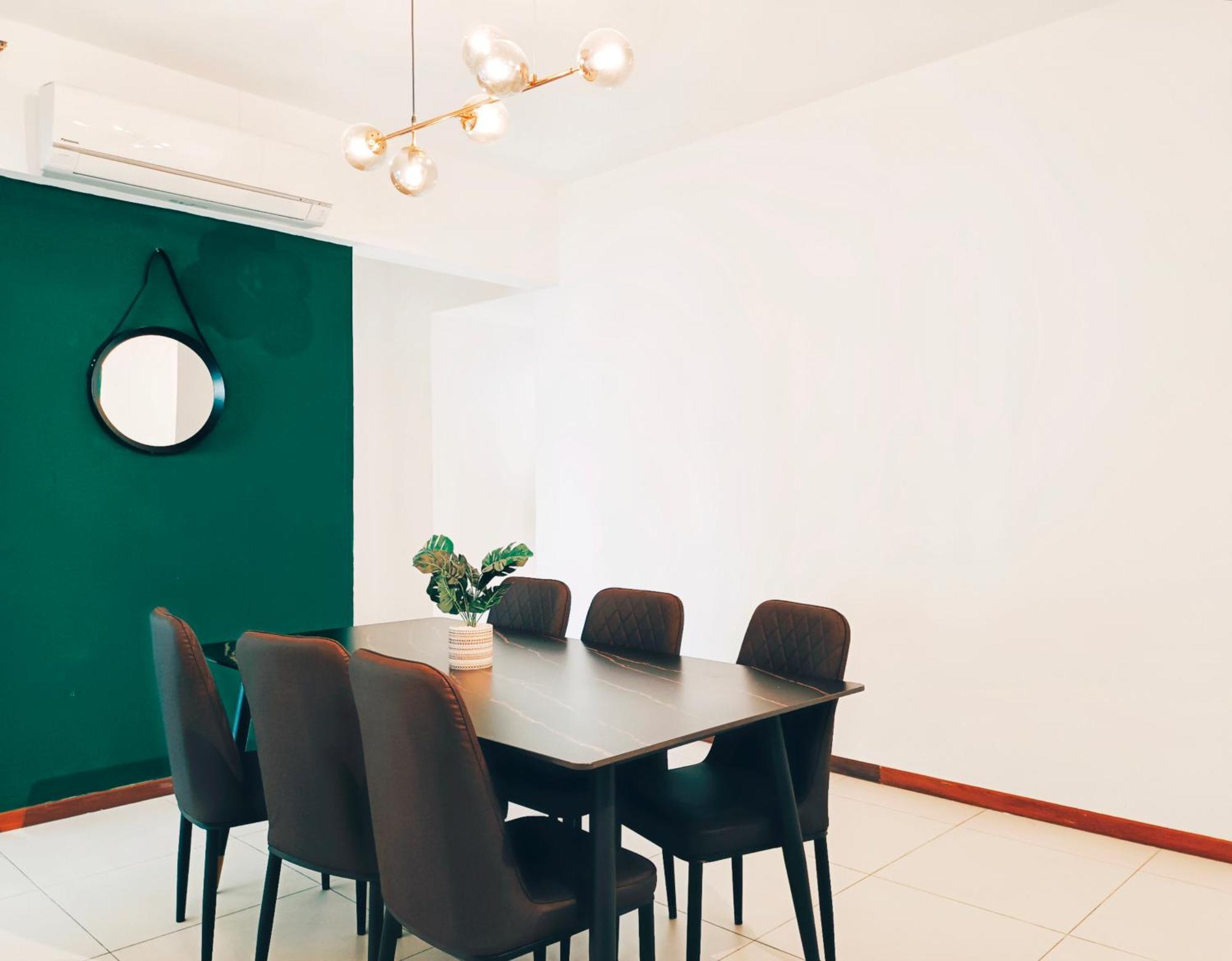 The Landmark By Katana 3Br To 4Br Luxury Seaview Landmark Homestay At Gurney 15-16Pax 无敌海景套房 Tanjung Tokong Bagian luar foto