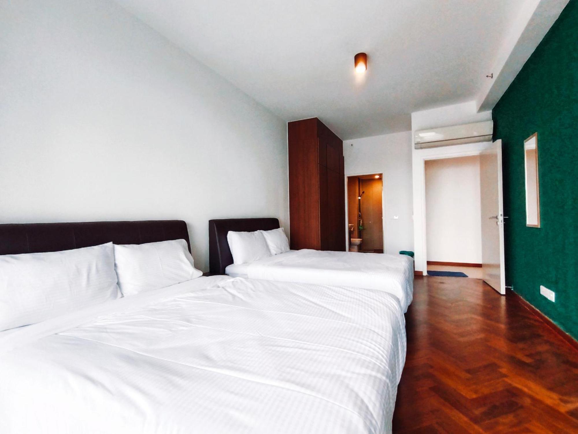 The Landmark By Katana 3Br To 4Br Luxury Seaview Landmark Homestay At Gurney 15-16Pax 无敌海景套房 Tanjung Tokong Bagian luar foto