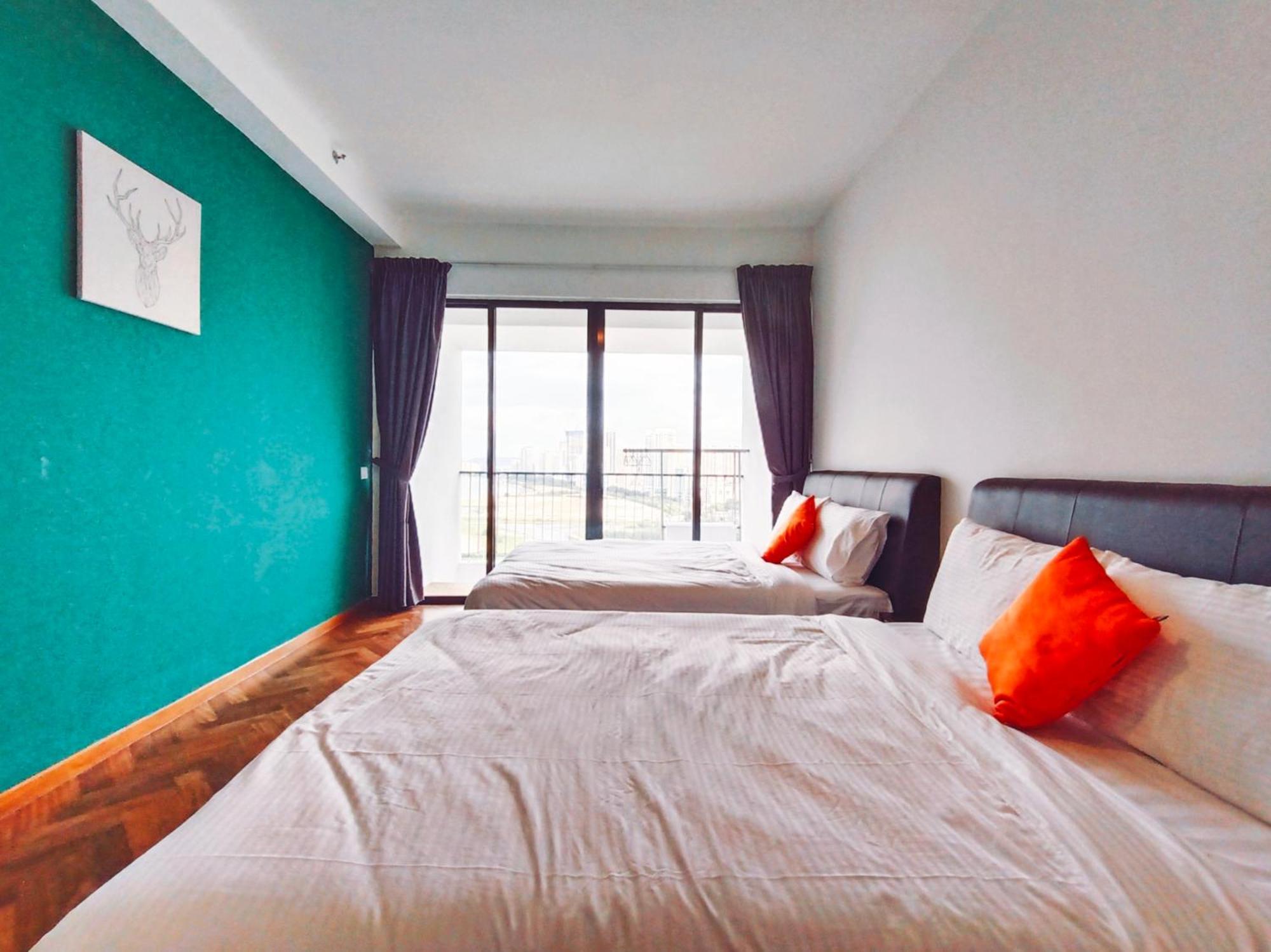 The Landmark By Katana 3Br To 4Br Luxury Seaview Landmark Homestay At Gurney 15-16Pax 无敌海景套房 Tanjung Tokong Bagian luar foto